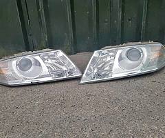 Skoda octavia headlight's