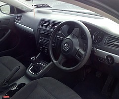 132 Volkswagen Bora 1.6 TDI BlueMotion - Image 5/10