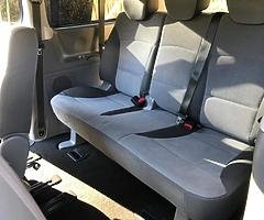 2017 Hyundai SE 2.5CRDi Automatic 8 Seater - Image 17/25