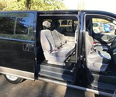 2017 Hyundai SE 2.5CRDi Automatic 8 Seater - Image 21/25