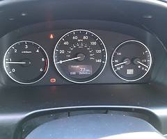 2017 Hyundai SE 2.5CRDi Automatic 8 Seater - Image 23/25