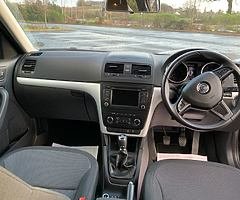 2015 Skoda Yeti 2.0 TDi CR 4x4 with 41k - Image 19/26