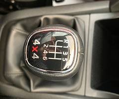 2015 Skoda Yeti 2.0 TDi CR 4x4 with 41k - Image 25/26