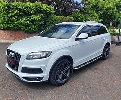 **2012 Audi Q7 S Line Plus 3.0 V6 TDI (Auto, Privacy Glass, Sat Nav, Reverse Camera, 7 seater)**