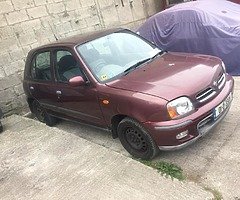 01 Nissan micra