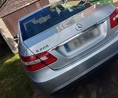 Mercedes-Benz E-Class - Image 6/10