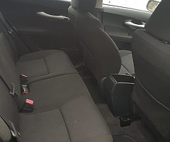 Toyota Auris (2 YEAR NCT) - Image 6/9