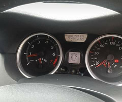 RENAULT MEGANE 07 1.6 petrol - Image 6/9