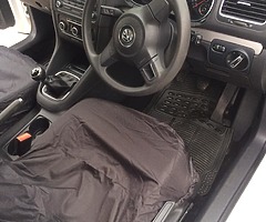 12 VW Golf - Image 4/8