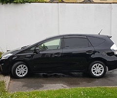 Toyota prius plus - Image 3/4