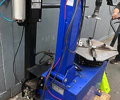 Hofmann megaplan tyre machine - Image 4/5