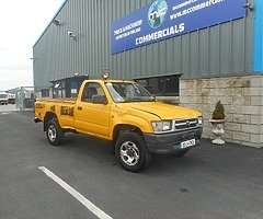 FOR SALE: Toyota Hilux Pick up