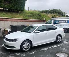 Volkswagen Jetta 2.0 tdi sport 2014