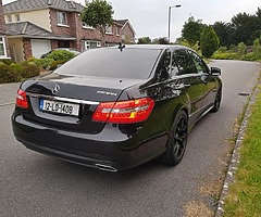 2012 Mercedes-Benz E-Class - Image 5/9