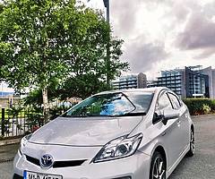 Toyota Prius G package 2014
