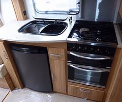 Lunar Clubman Touring Caravan, 2 berth - Image 3/5