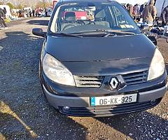 RENAULT SCENIC 1.5 DCI 2006 FOR BREAKING - Image 1/2