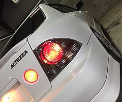 Toyota altezza - Image 5/15