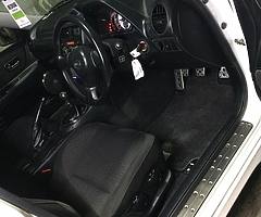 Toyota altezza - Image 9/15