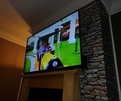 65 inch LG 4k smart tv 2 months old
