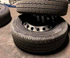 Set 205/65/16 rims tyres fit vivaro traffic primastar - Image 3/4